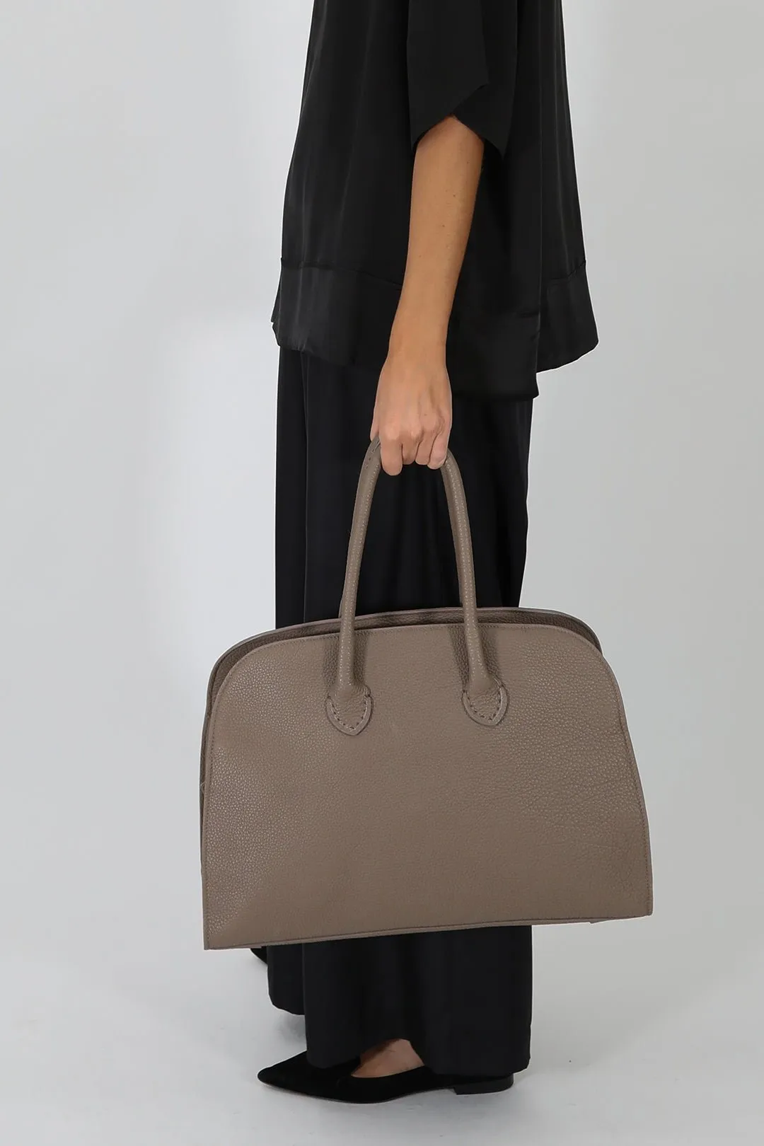 ARDEN HANDBAG IN FRENCH CALFSKIN TAUPE