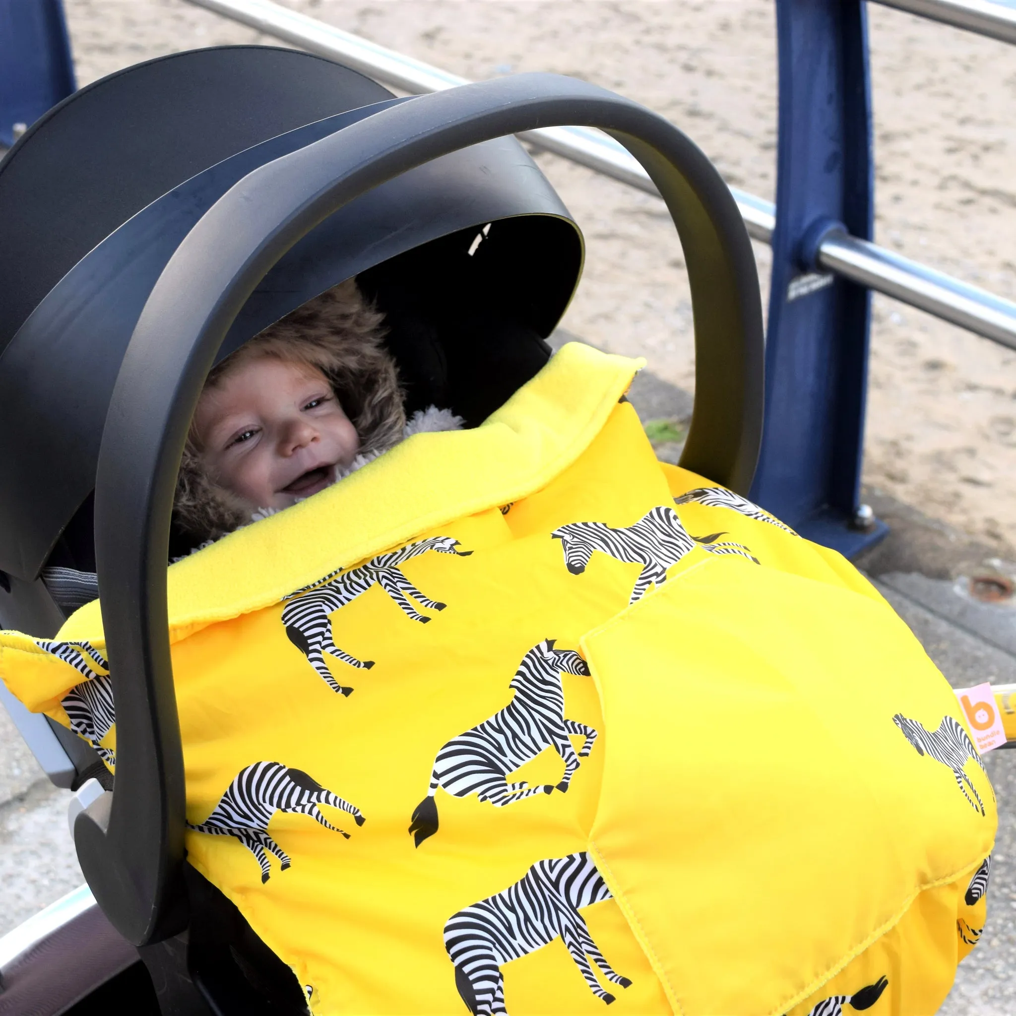 GO multi-use footmuff - YELLOW ZEBRA