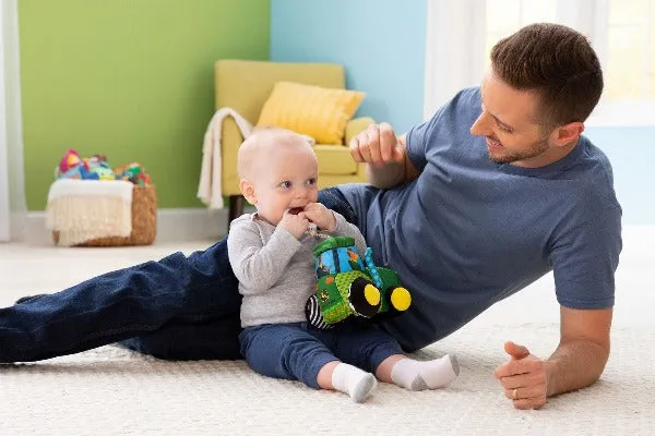 Lamaze - Clip N Go Tractor