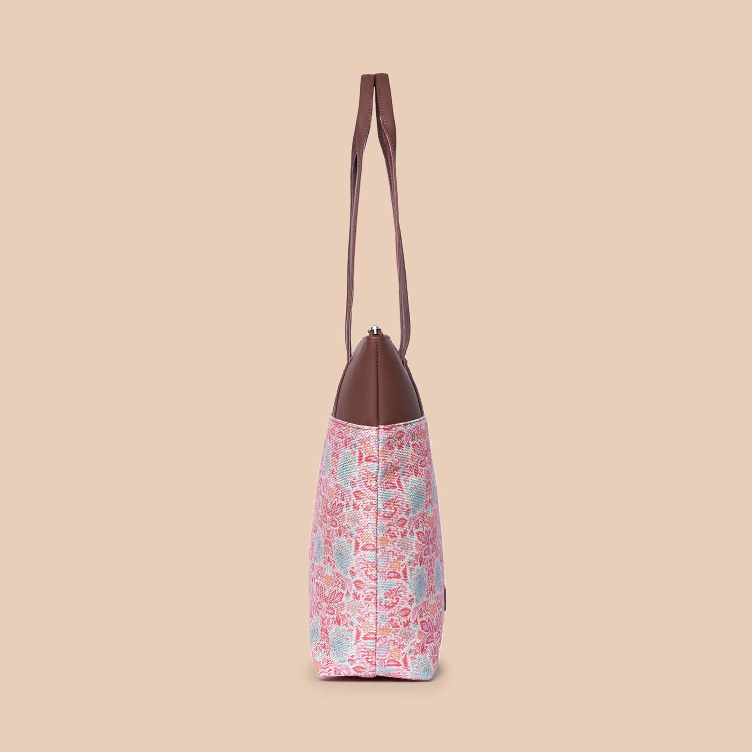 Mangalore Blossoms Everyday Tote Bag