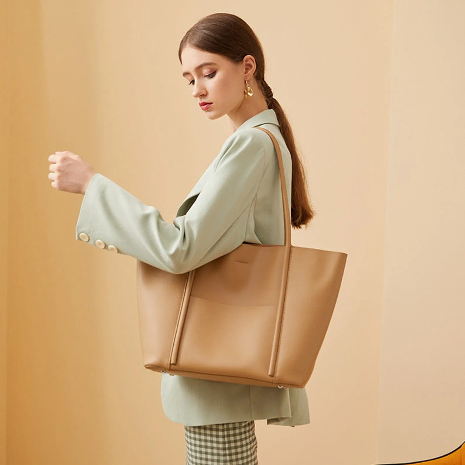 Minimalist Large Genuine Leather Tote Bag