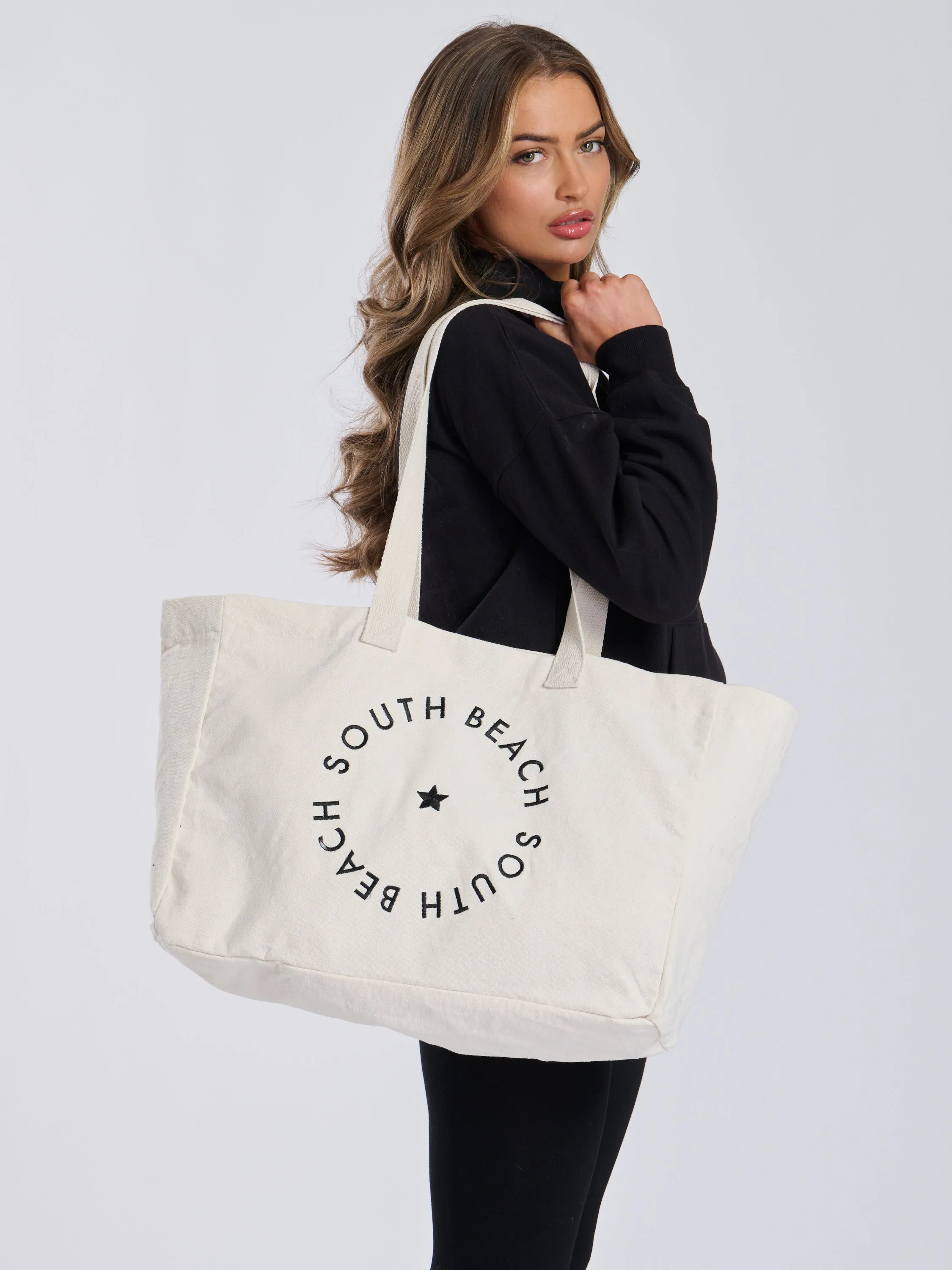 The 'Everyday' tote bag in cream